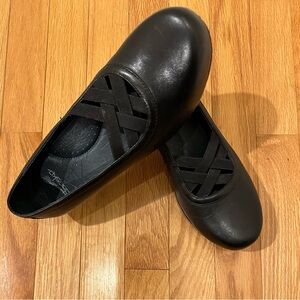 Dansko Tilda Pumps, Women’s 7.5-8 EU 38 Black Leather Crossed